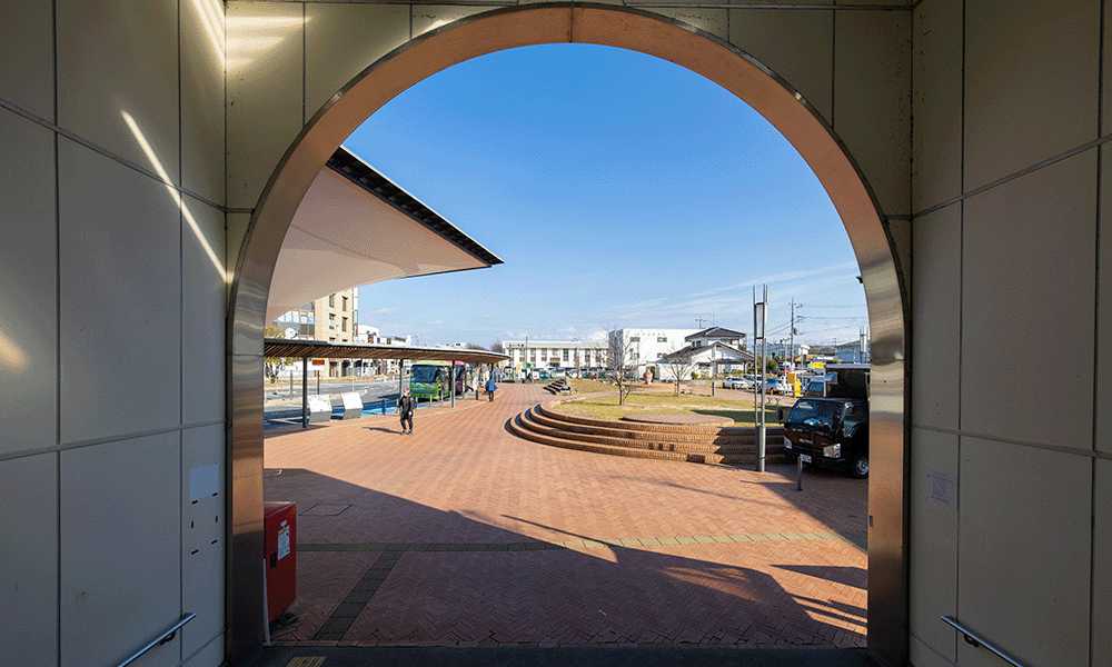 牛久駅東口